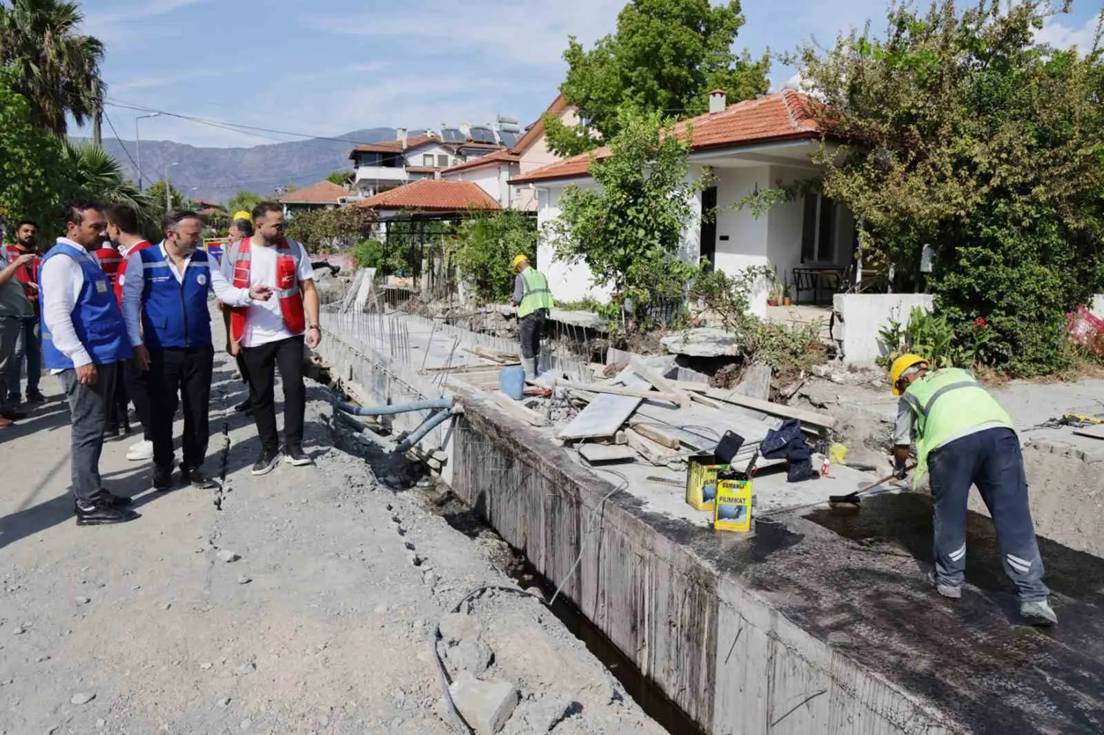 Muğla Büyükşehir Belediyesi Köyceğiz’in yollarını yeniliyor - 2
