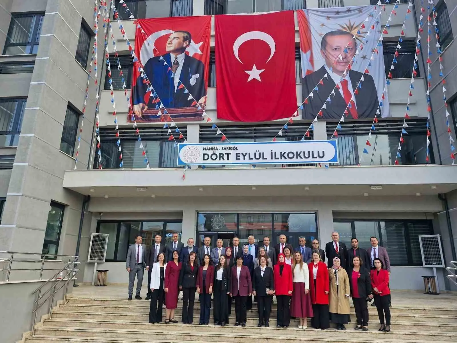 Cumhuriyetin 103. yılına özel hazırlanan hatıra köşesine yoğun ilgi - 5