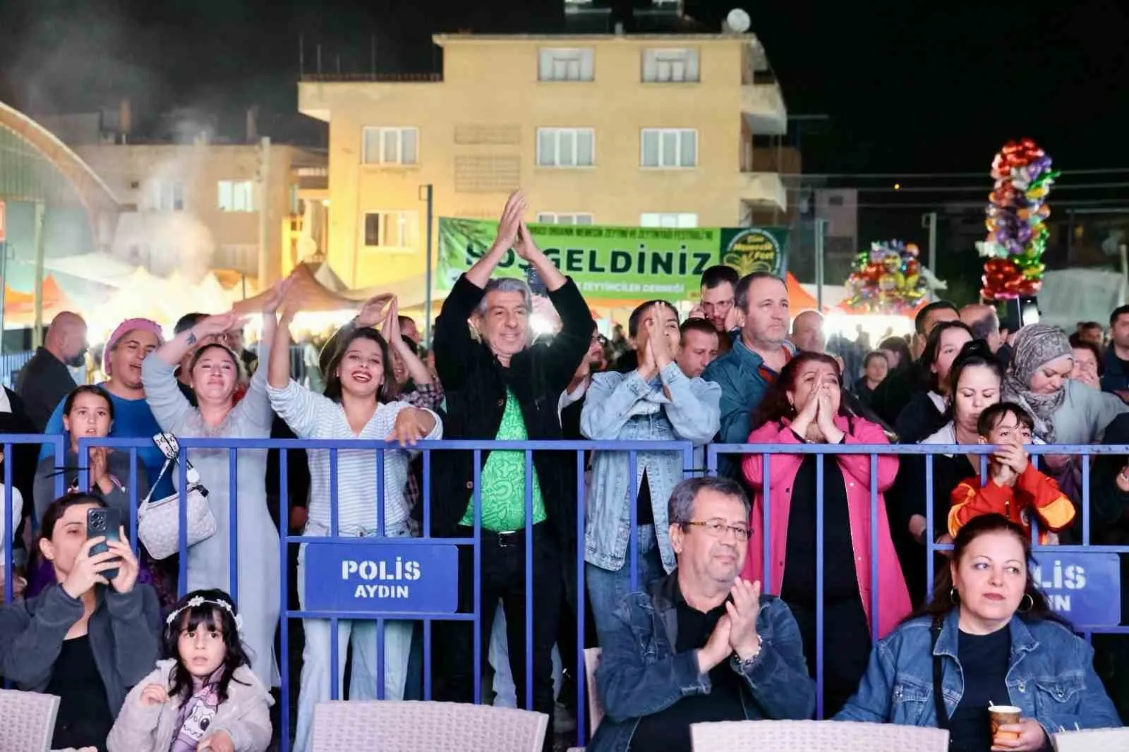 Çine’de Memecik Fest coşkusu Necati ve Saykolar ile sürdü - 4