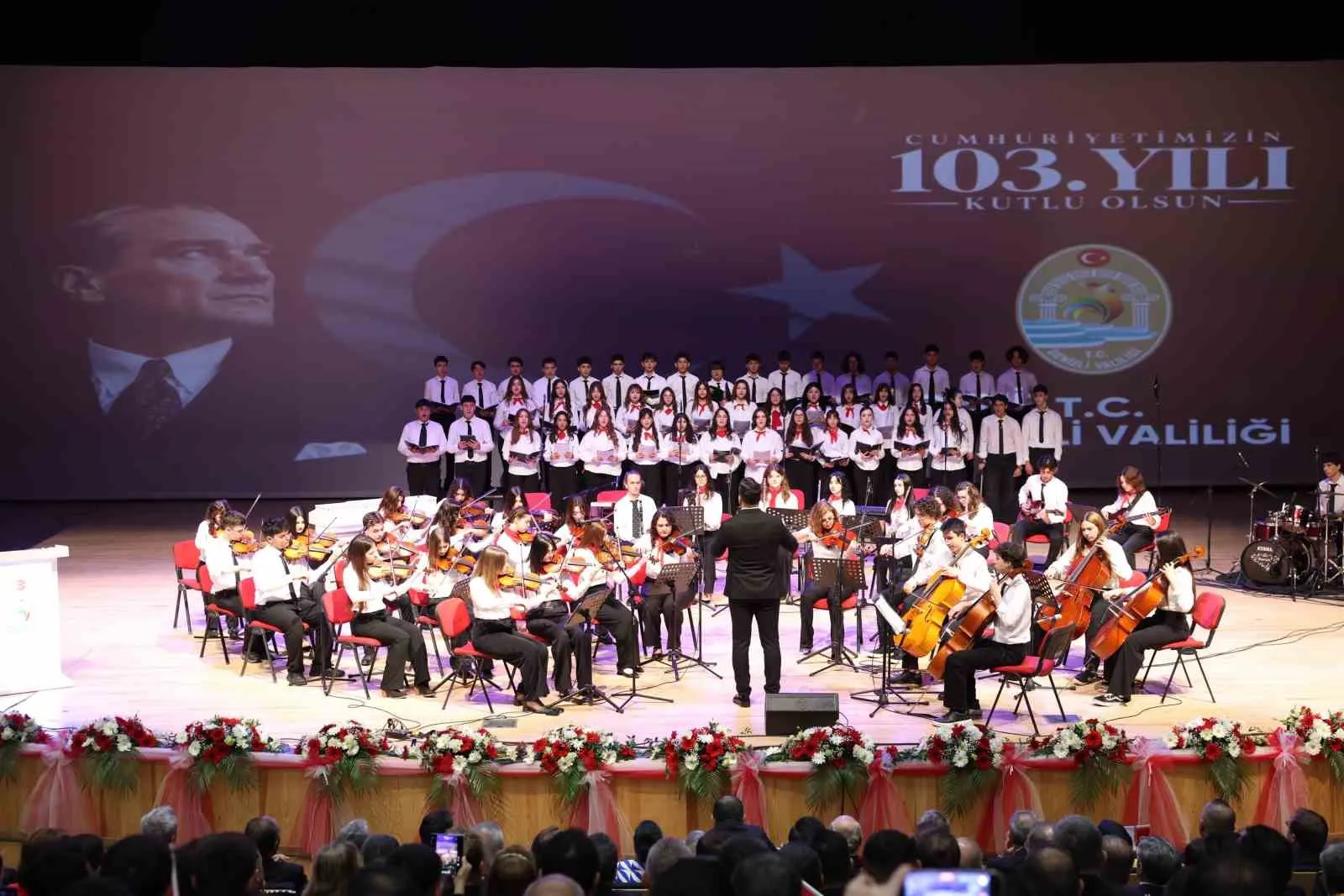 Denizli’de Cumhuriyetin 103. yıldönümü büyük coşkuyla kutlandı - 2