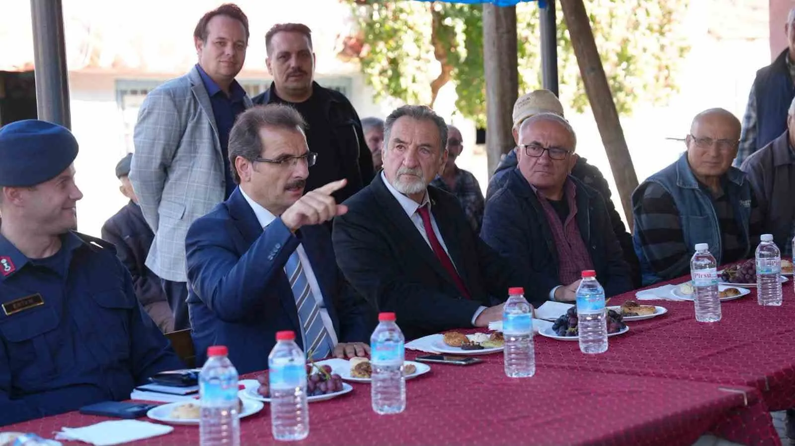 Kaymakam Güldoğan, 3 mahallede talepleri dinledi - 4