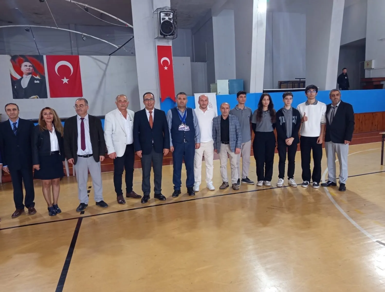 Efeler’de çevre bilinci yarışmasında dereceye giren okullar ödüllendirildi - 2
