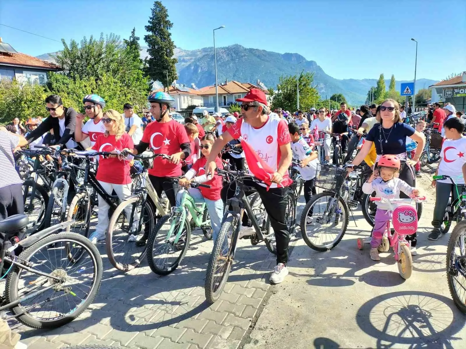 Köyceğiz’de pedallar Cumhuriyet için çevrildi - 3