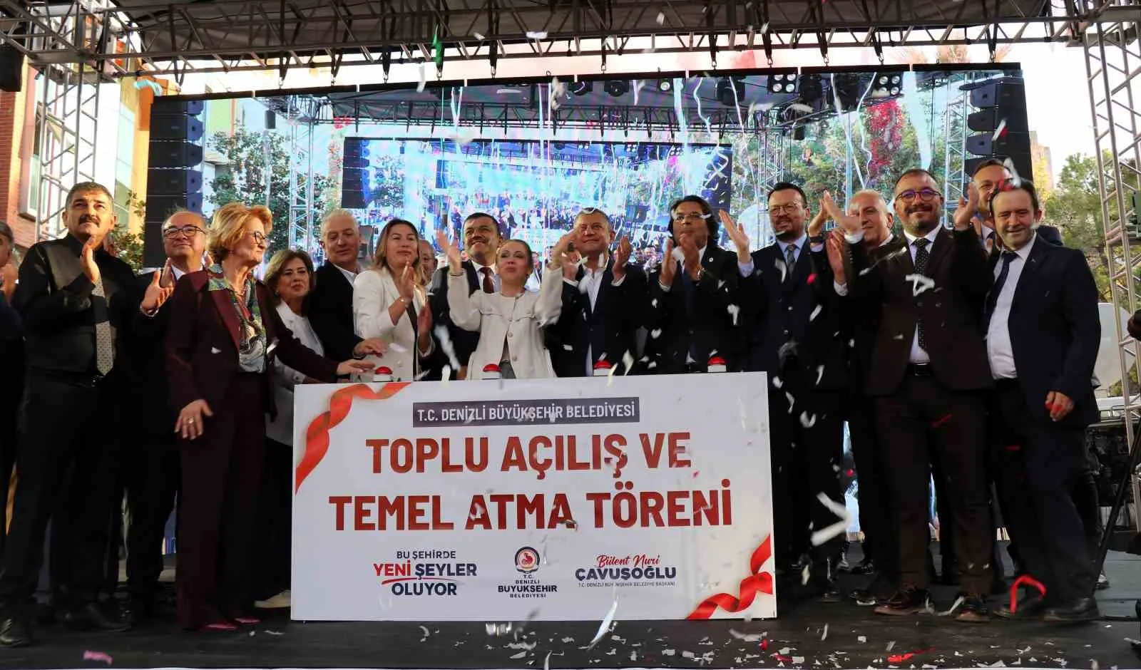Yeni Parti Genel Başkanı Özel, Denizli’de toplu açılış törenine katıldı