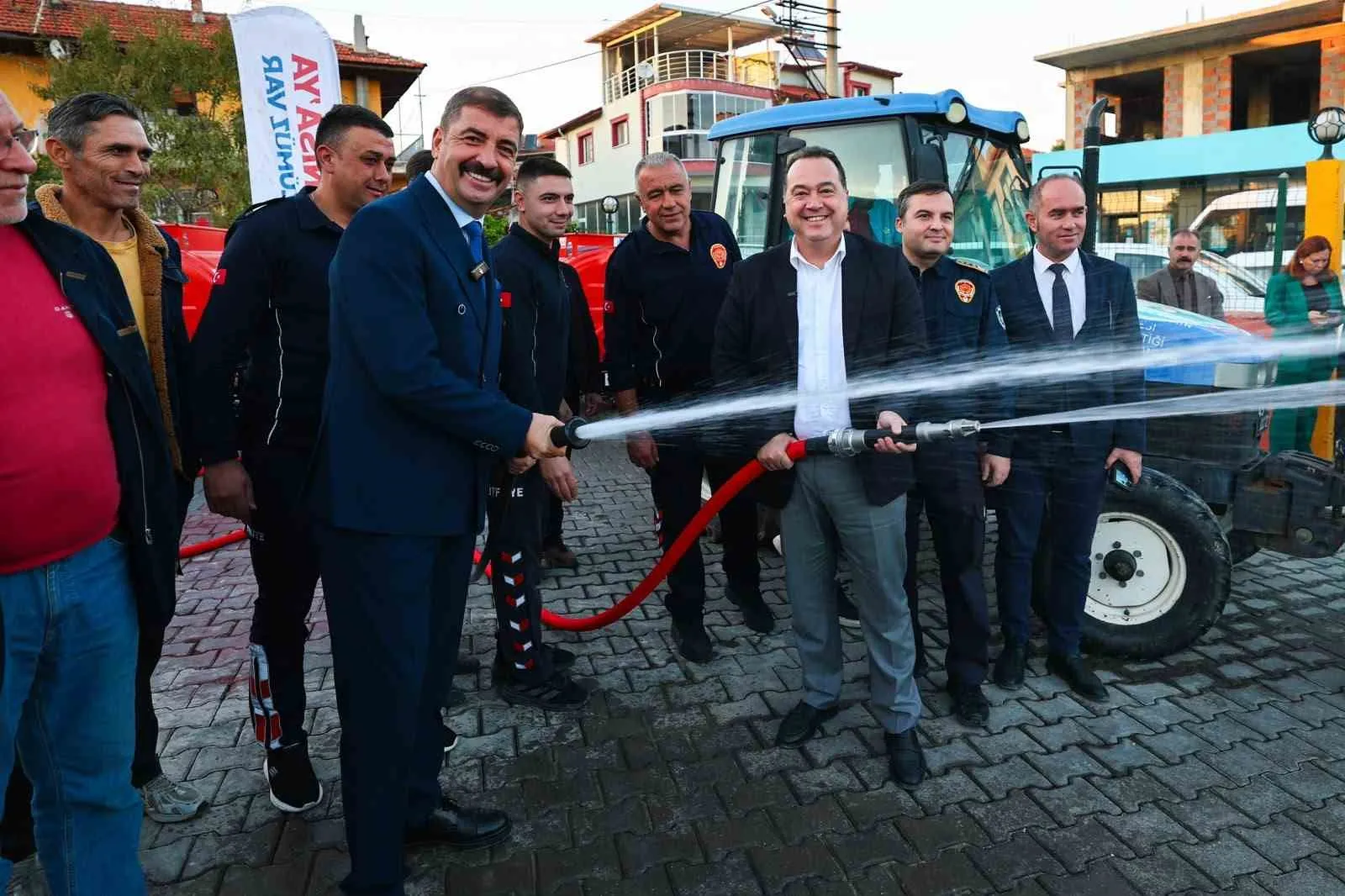 Alevlerle mücadelede Kula’ya tanker desteği - 2