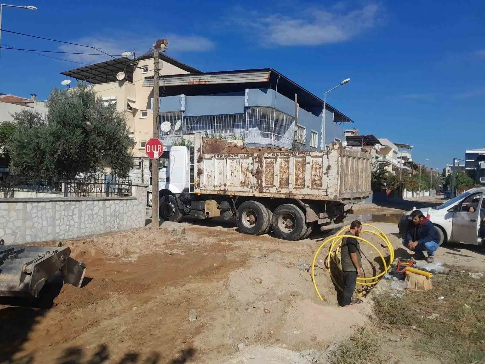 Germencik’te 7 farklı noktada belediye mesaisi sürüyor - 5
