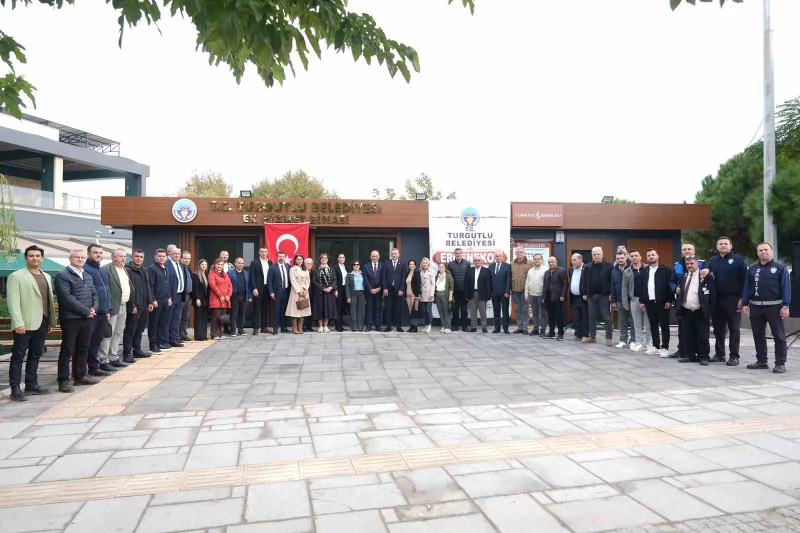 Turgutlu’da belediye hizmeti vatandaşın ayağına geldi