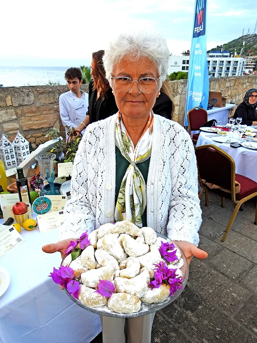 Çeşme’nin "Nişan balığı" geleneği Kültür Sofrası’nda canlandırıldı - 6