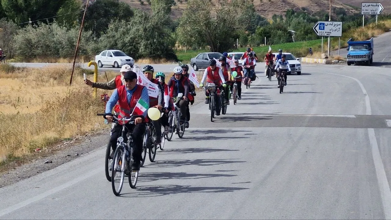 Bergama’dan İran’a çocuklar için pedal çevirdi - 2