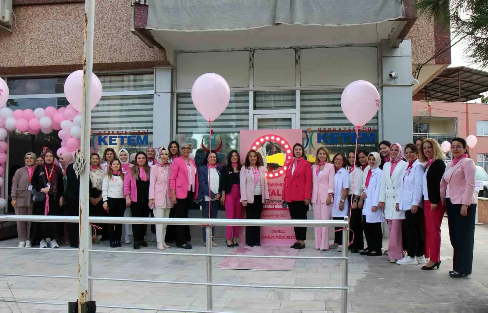 Denizli’de meme kanseri farkındalık etkinliği düzenlendi - 4