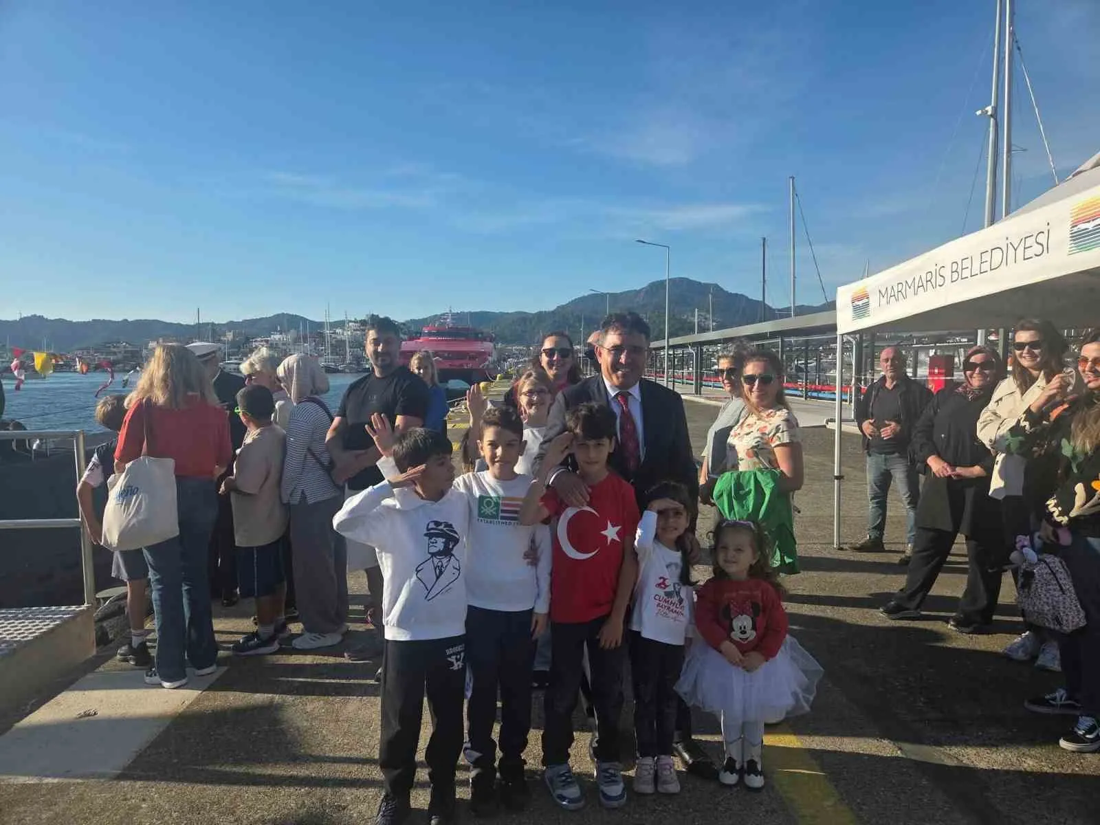 Marmaris’te askeri gemilere yoğun ilgi - 4