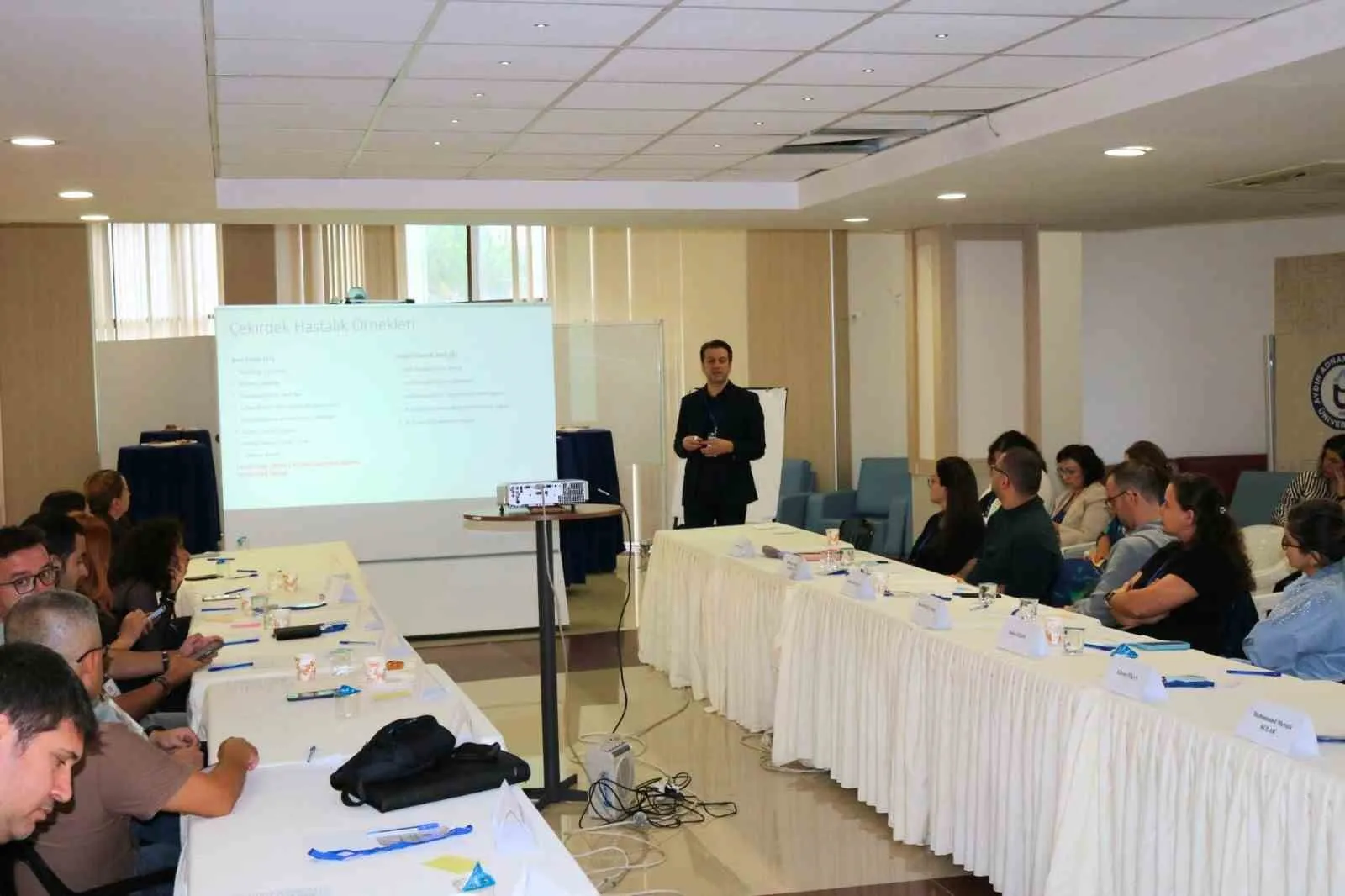 ADÜ Tıp Fakültesi’nde Eğitici Gelişimine Yönelik Temel Eğitim Becerileri Kursu düzenlendi - 3