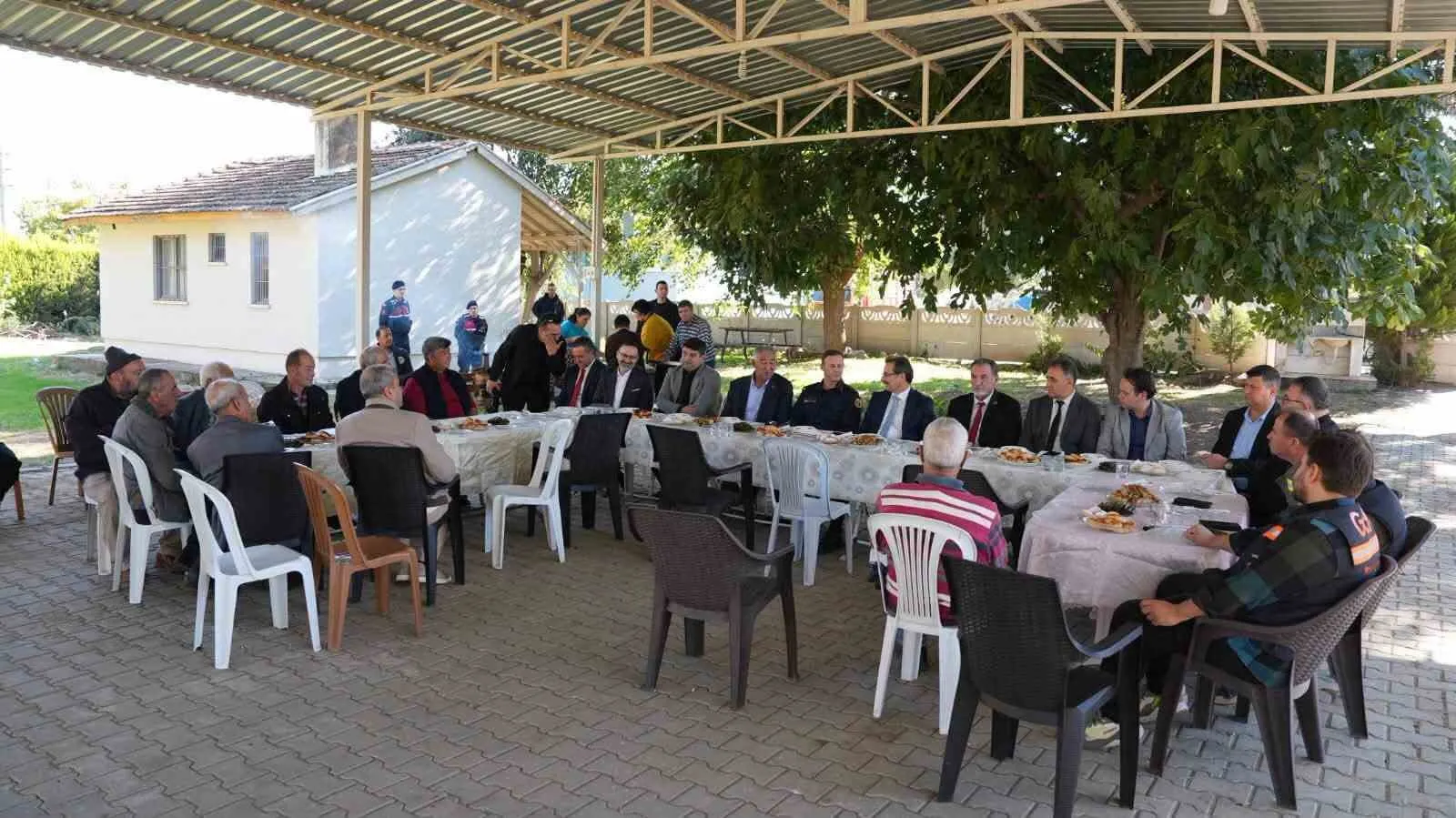 Kaymakam Güldoğan, 3 mahallede talepleri dinledi - 2