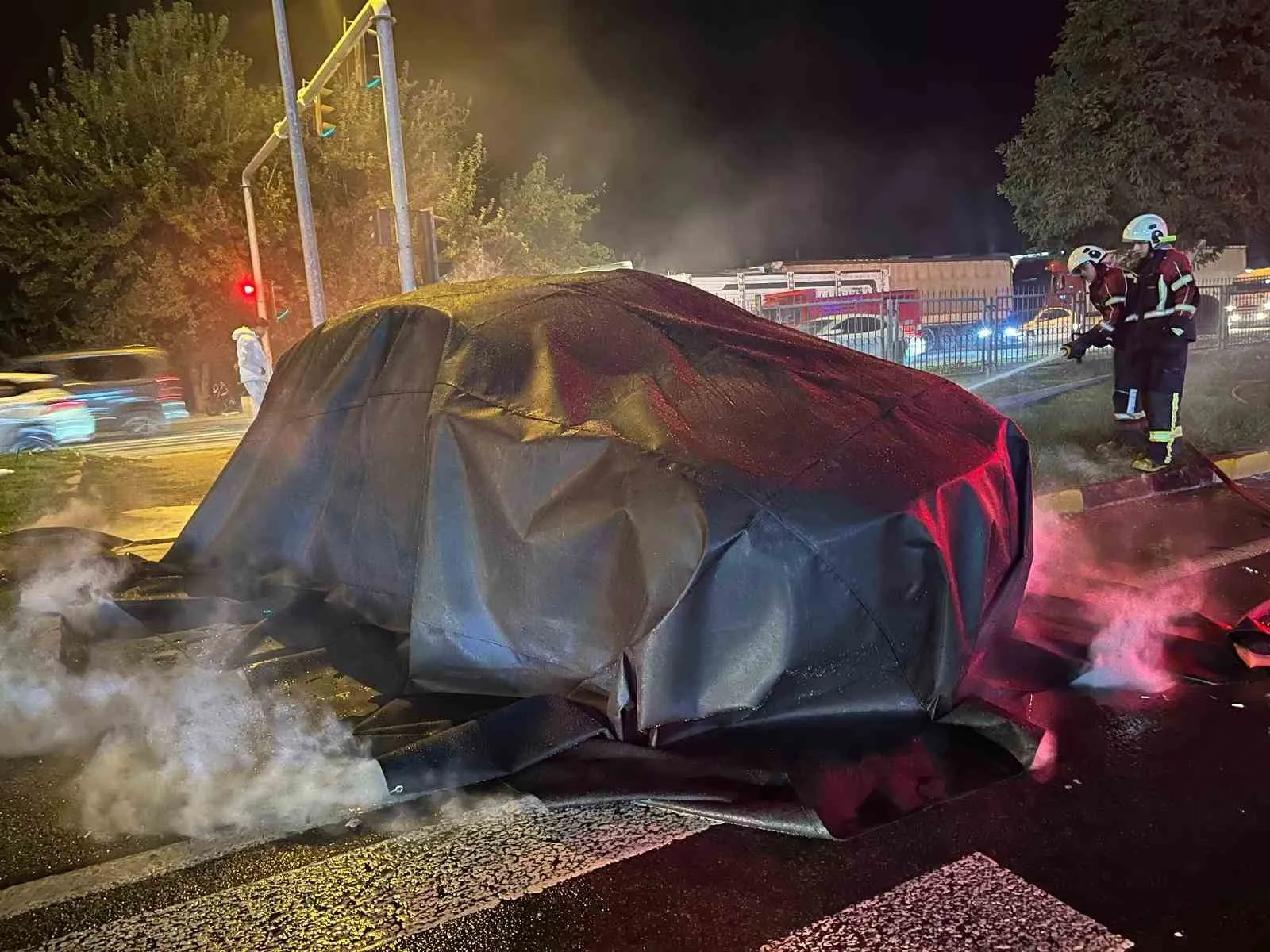 Elektrikli araç yangınlarına karşı Aydın Büyükşehir itfaiyesinden özel donanım