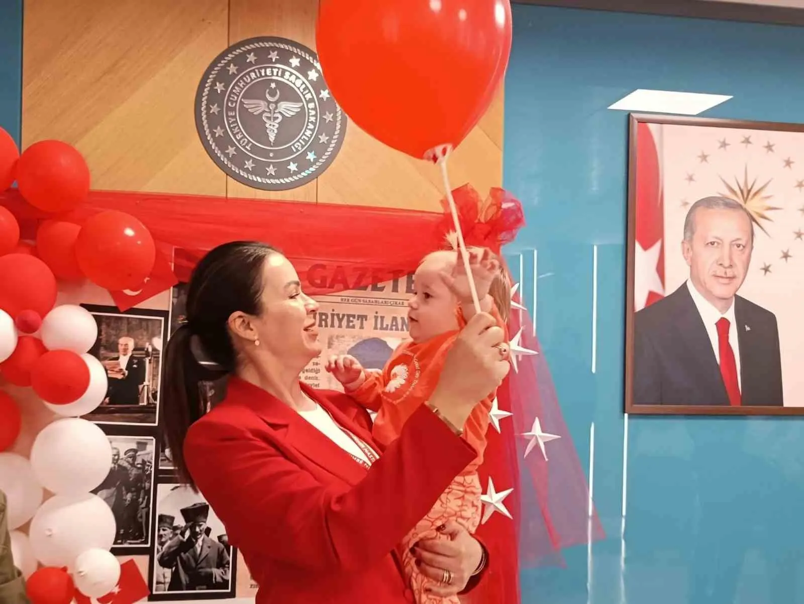 Cumhuriyet Bayramı coşkusu hastane koridorlarına taşındı - 7