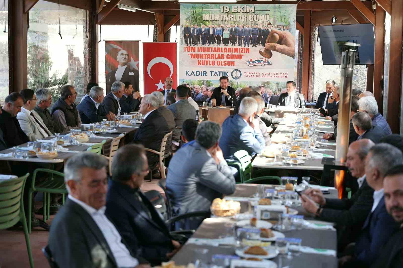 Başkan Tatık, Tavaslı muhtarlarla bir araya geldi