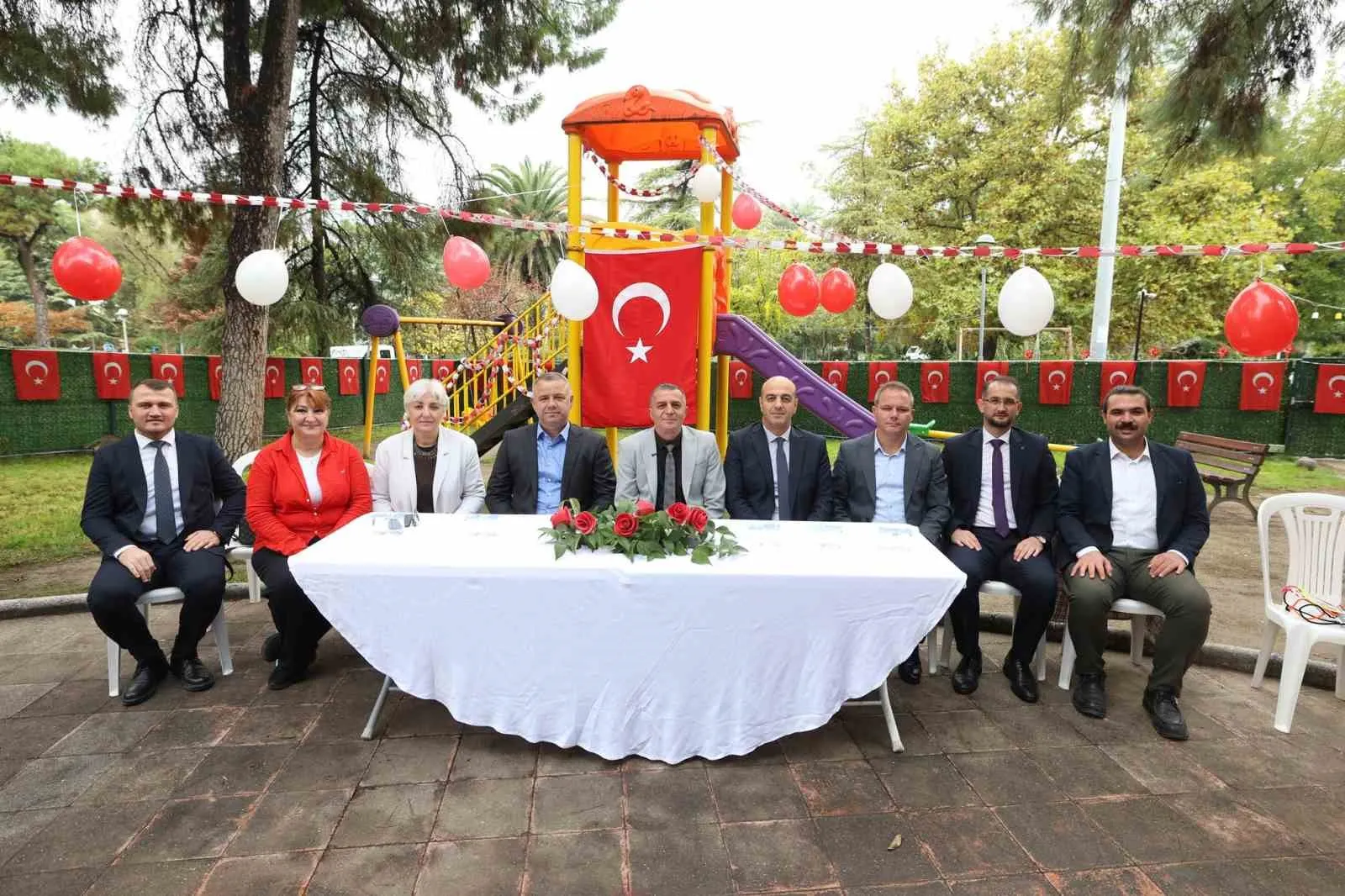 Şehzadeler’de miniklerden cumhuriyet coşkusu - 2