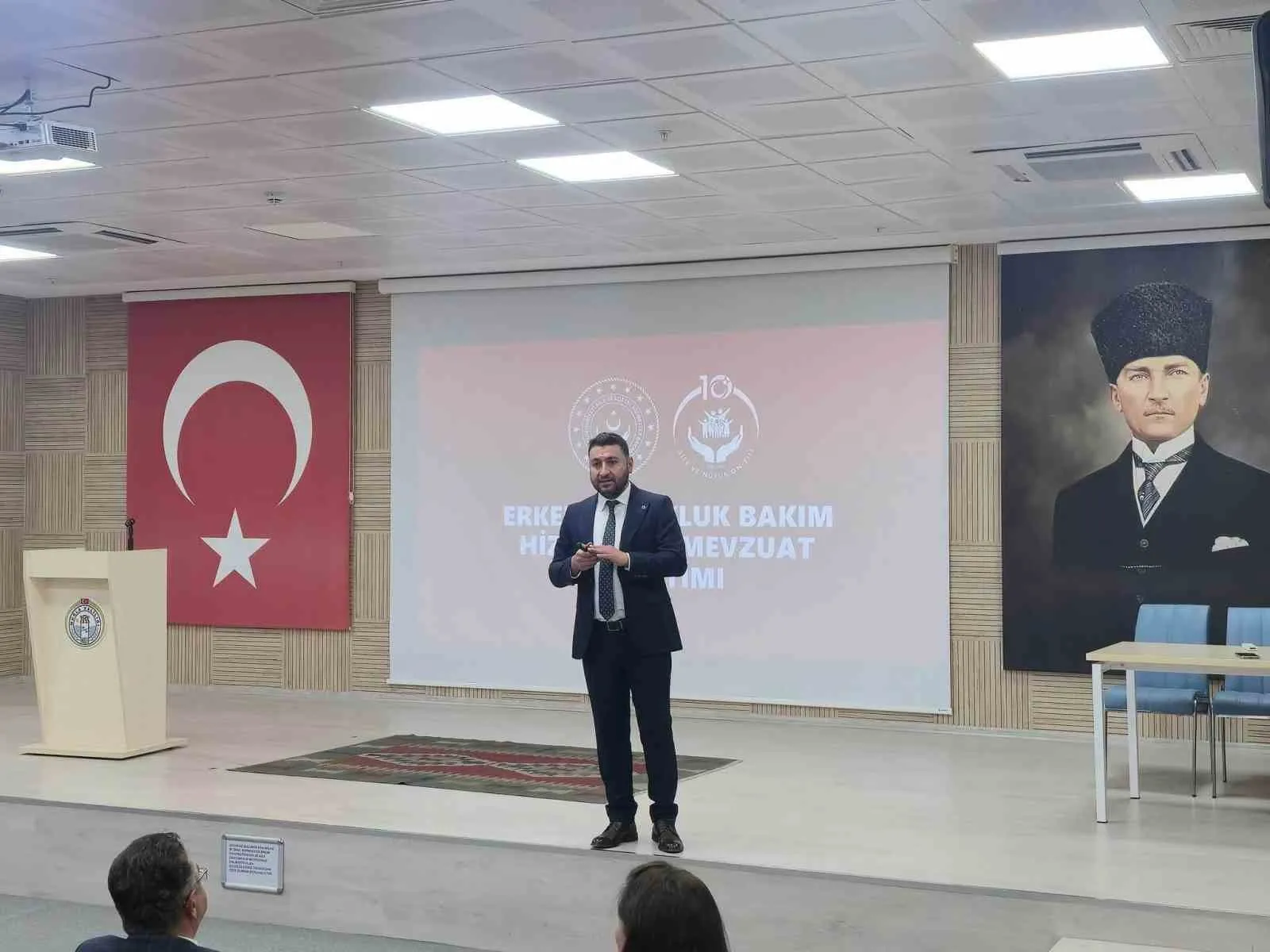 Kamu kurumlarında açılacak çocuk bakımevleri için bilgilendirme toplantısı düzenlendi - 3
