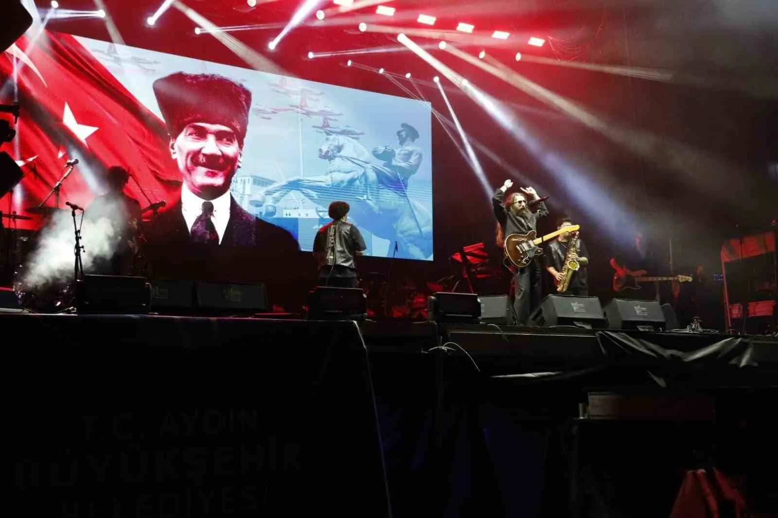 Binlerce kişi Aydınfest’te doyasıya eğlendi - 7