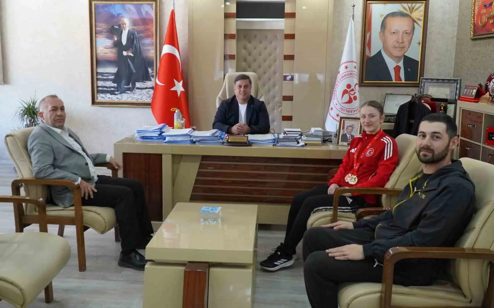İl Müdürü Öztürk’ten Avrupa Şampiyonu Nurbade Büber’e ödül - 2