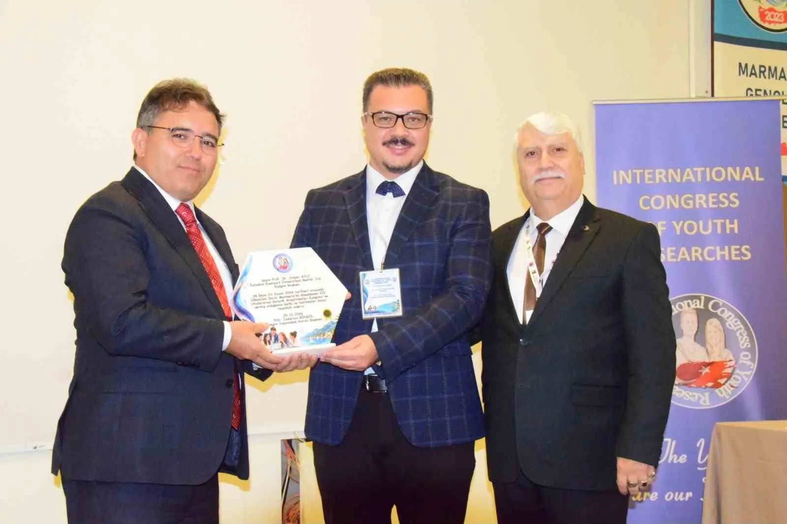 Marmaris’te gençliğin geleceği konuşuldu - 3
