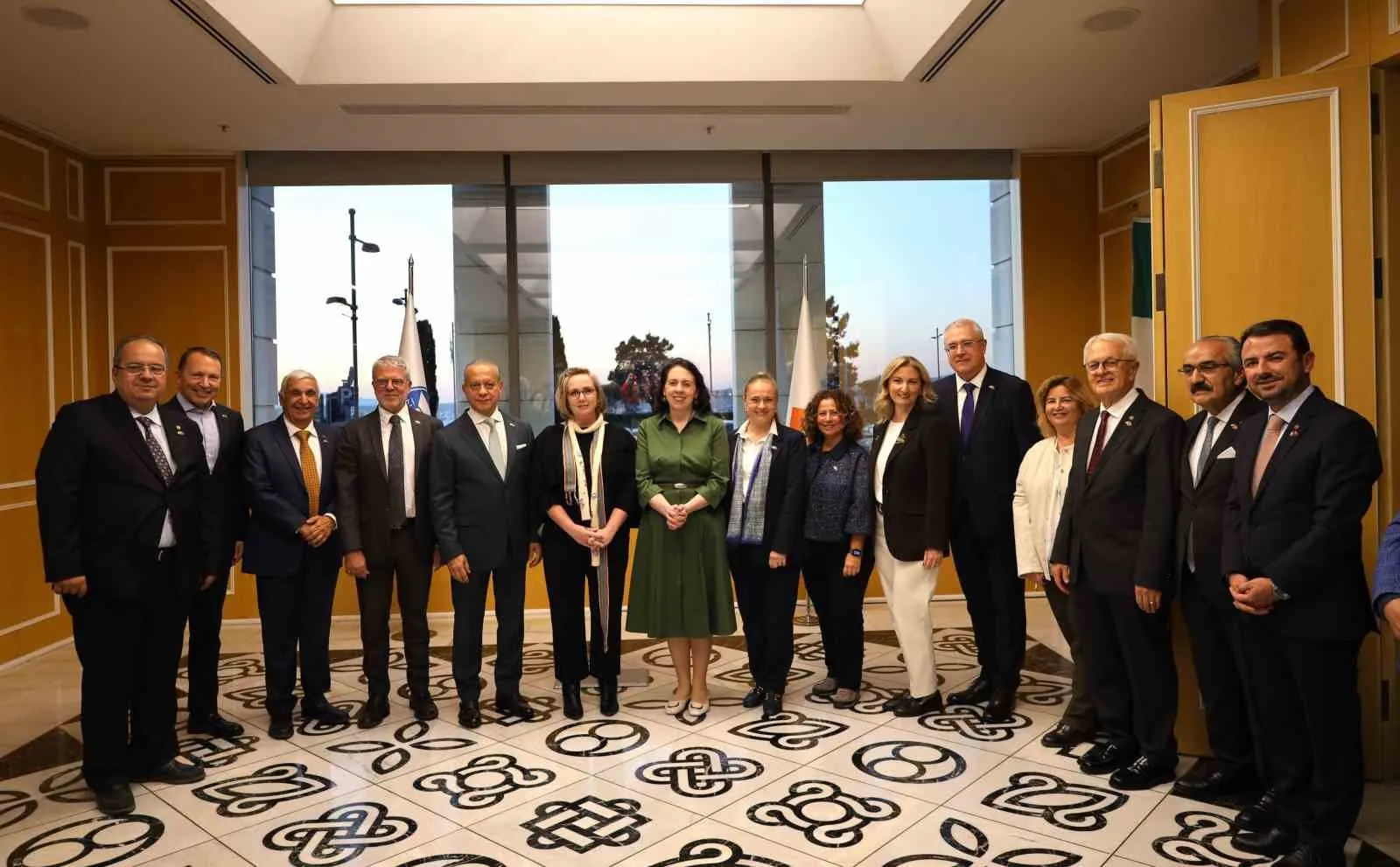 İzmir’de Türk-İrlanda kültürünü buluşturan sergi - 2