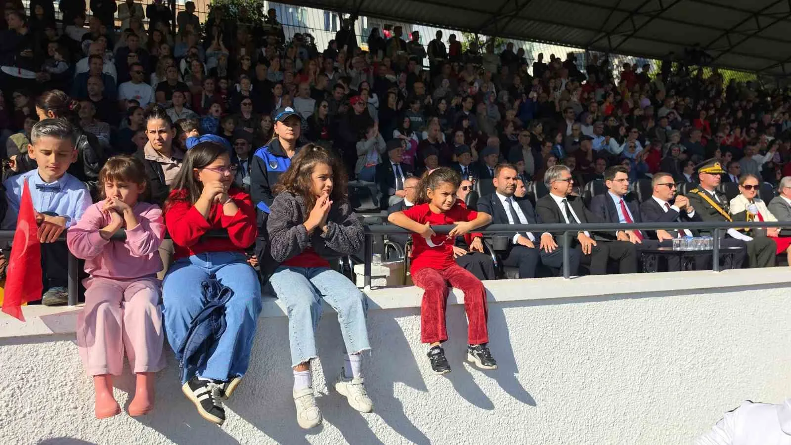 Nazilli’de sokaklar kırmızı beyaza büründü - 8