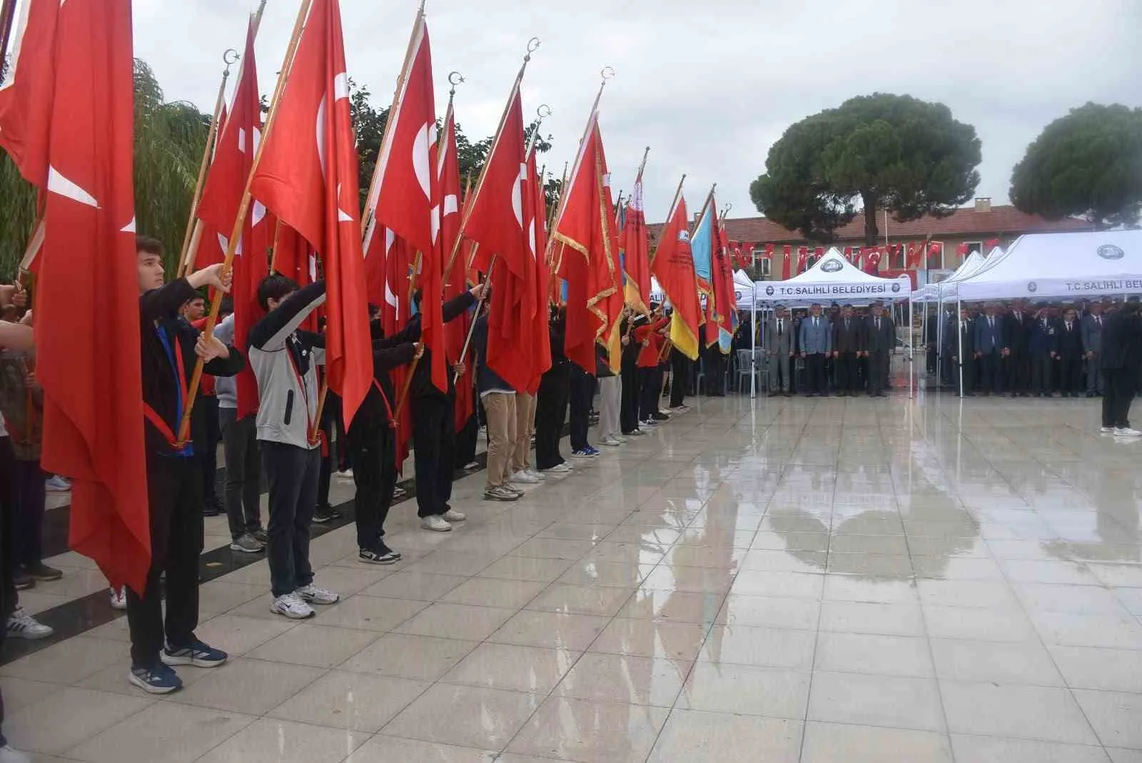 Salihli’de Cumhuriyet coşkusu başladı - 3