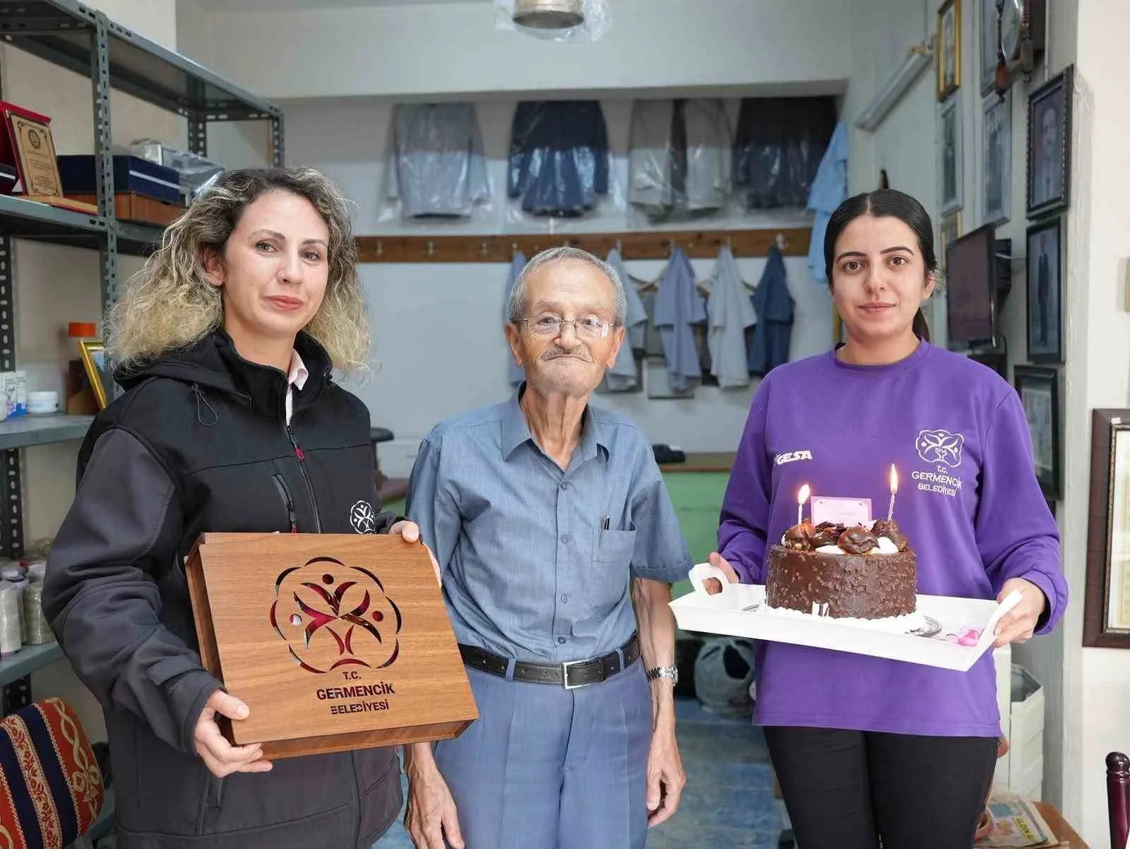 İğne iplikle geçen 67 yıla Başkan Zencirci’den vefa - 2