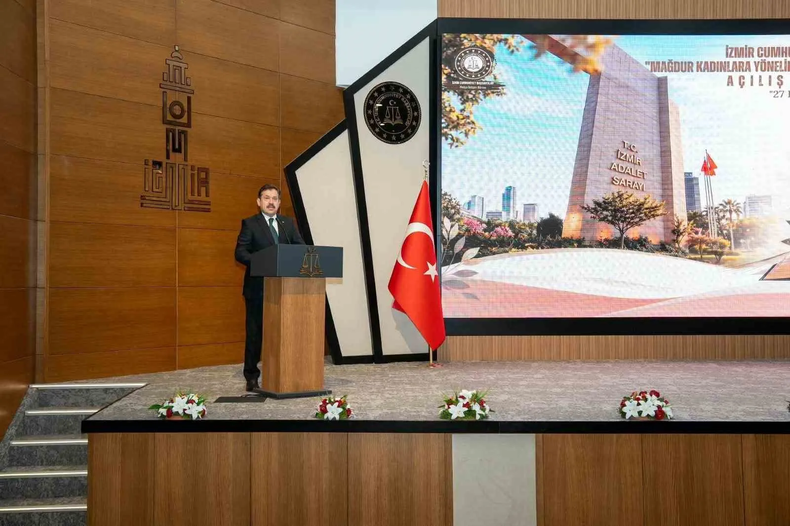 İzmir Cumhuriyet Başsavcılığından kadınların adalete erişimini güçlendirecek proje - 2