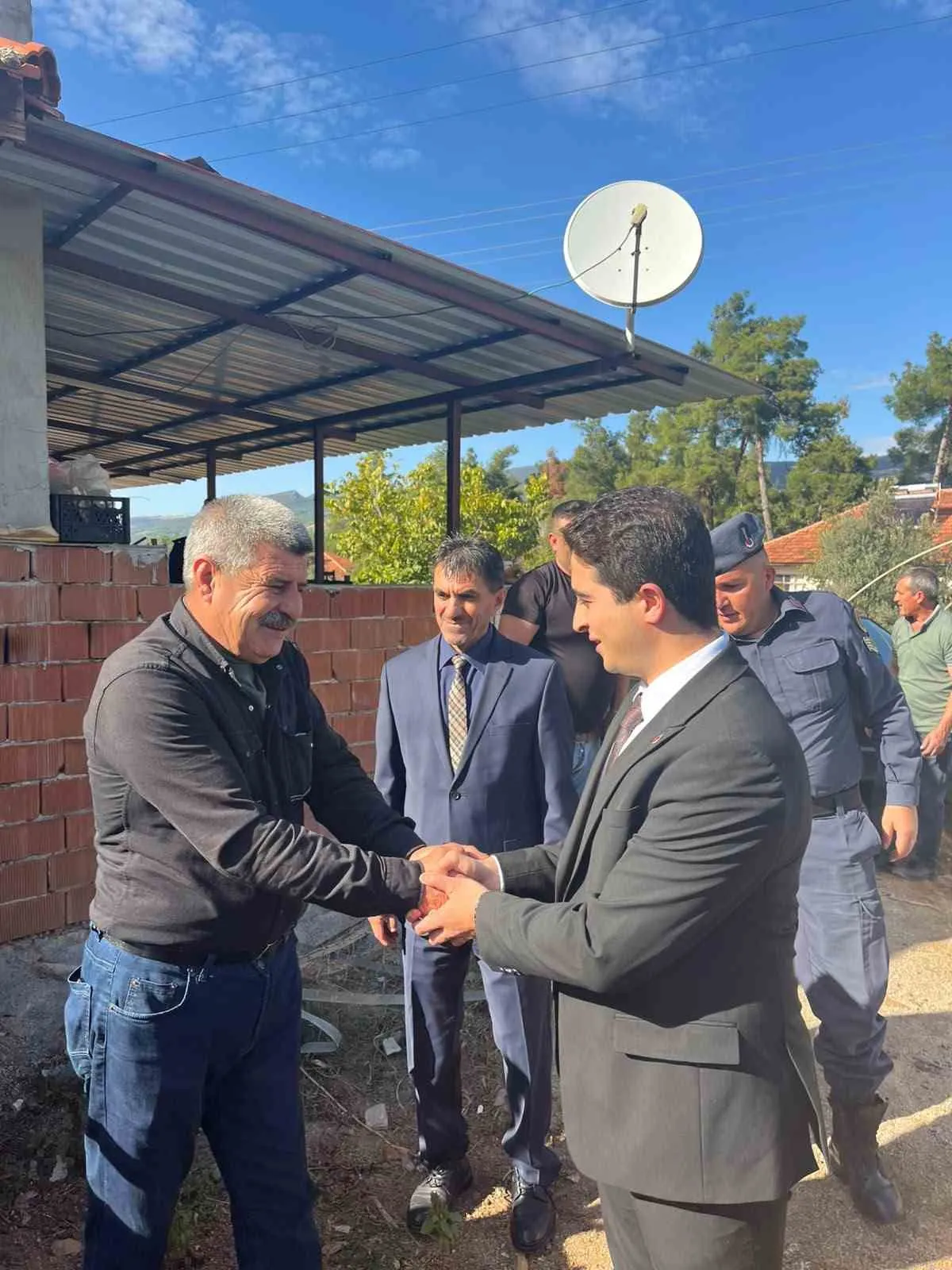 Beyağaç kaymakamı Haydari’den örnek davranış - 2