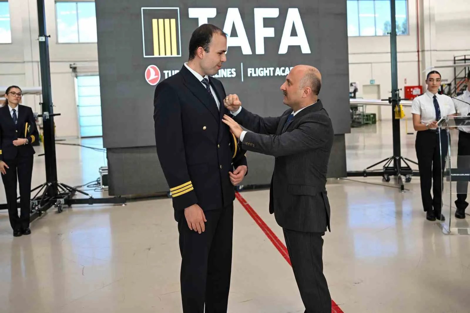 Aydın’da 39 genç pilot mezuniyet sevinci yaşadı - 6