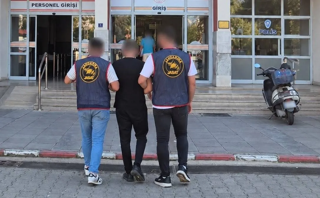 Bozdoğan’da 21 yıl 2 ay hapis cezasıyla aranan hükümlü yakalandı