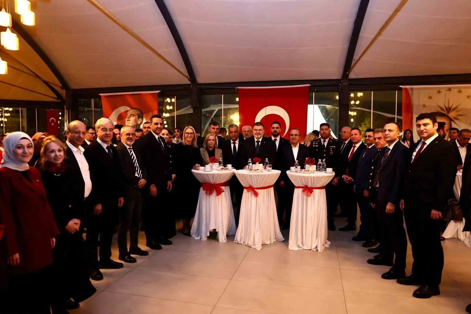 AK Parti İzmir İl Başkanı Saygılı: "Cumhuriyet hepimizin ortak emaneti, Türkiye hepimizin ortak geleceğidir" - 3
