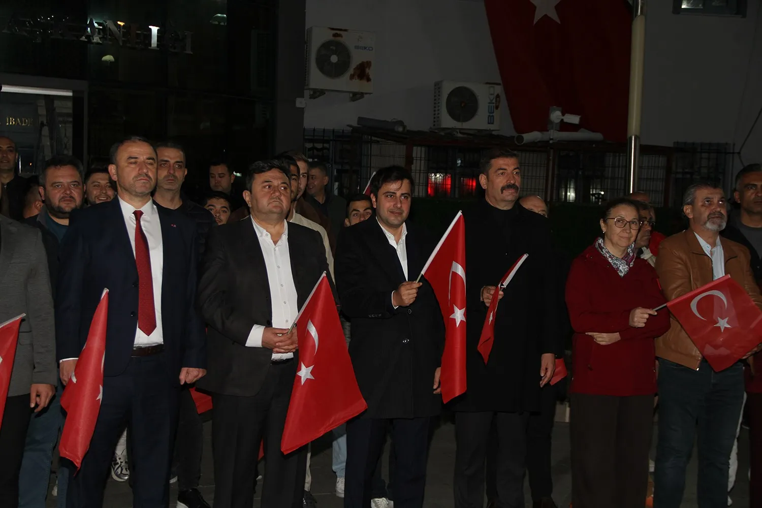Kula’da Cumhuriyet Bayramı etkinlikleri fener alayıyla sona erdi - 7