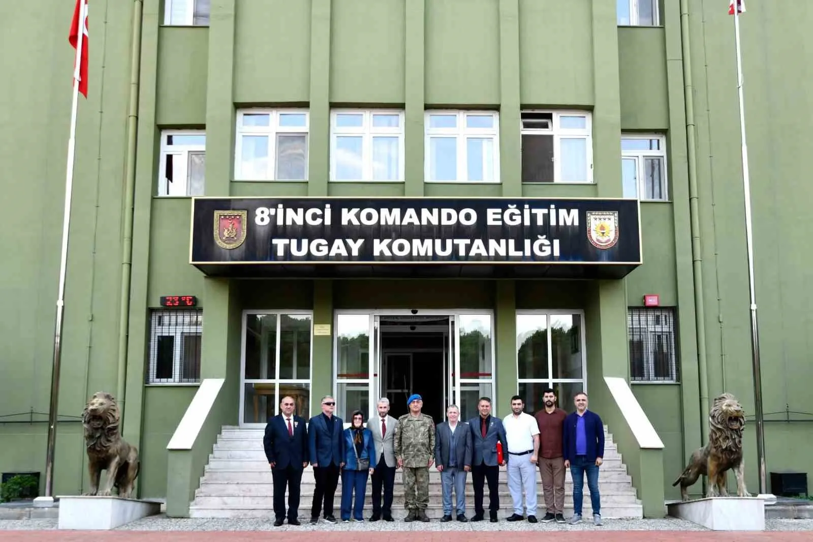 Şehit aileleri ve gazilerden Albay Altınok’a anlamlı ziyaret - 2