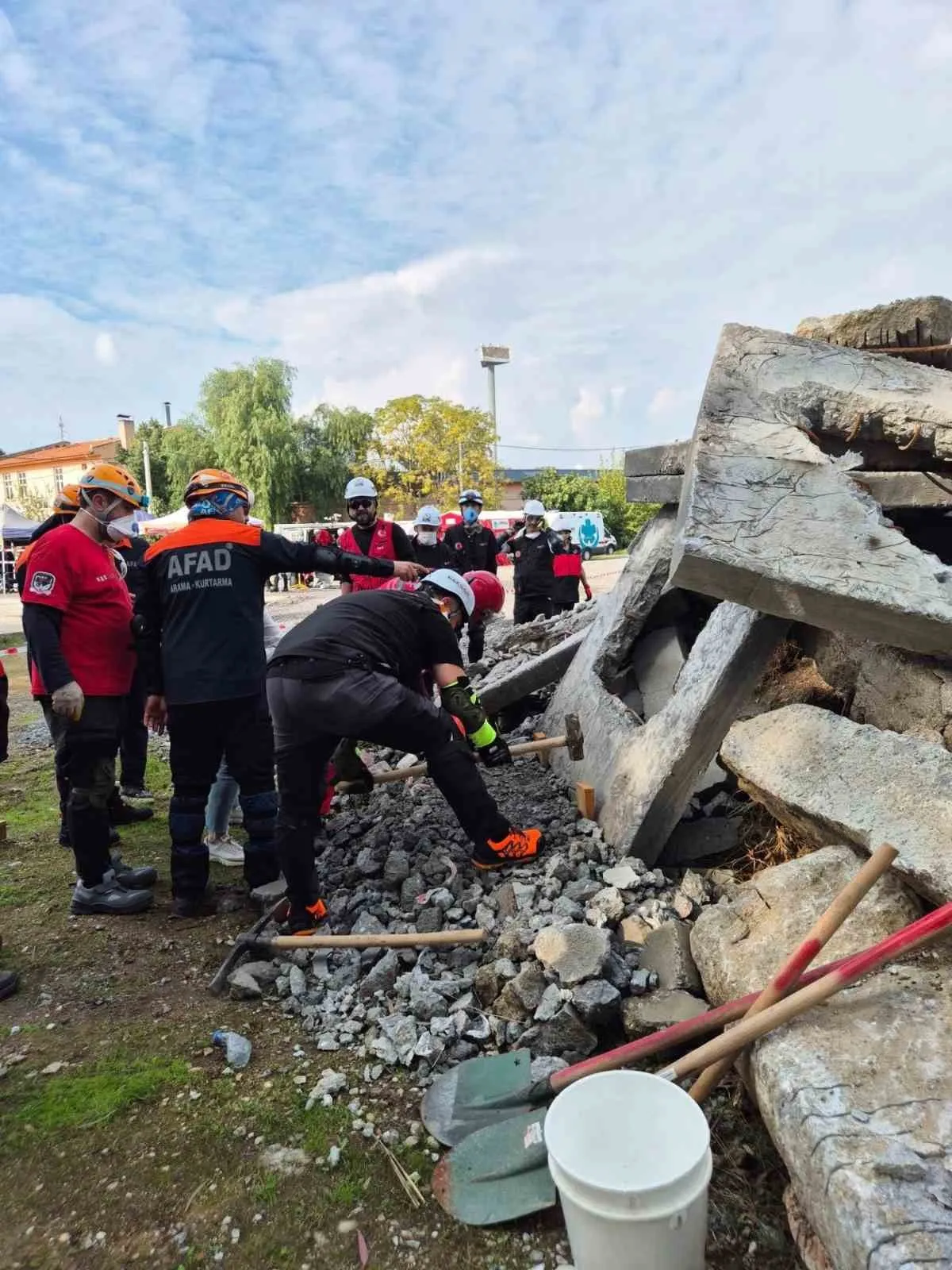 Aydın’da afet tatbikatı gerçeğini aratmadı - 4
