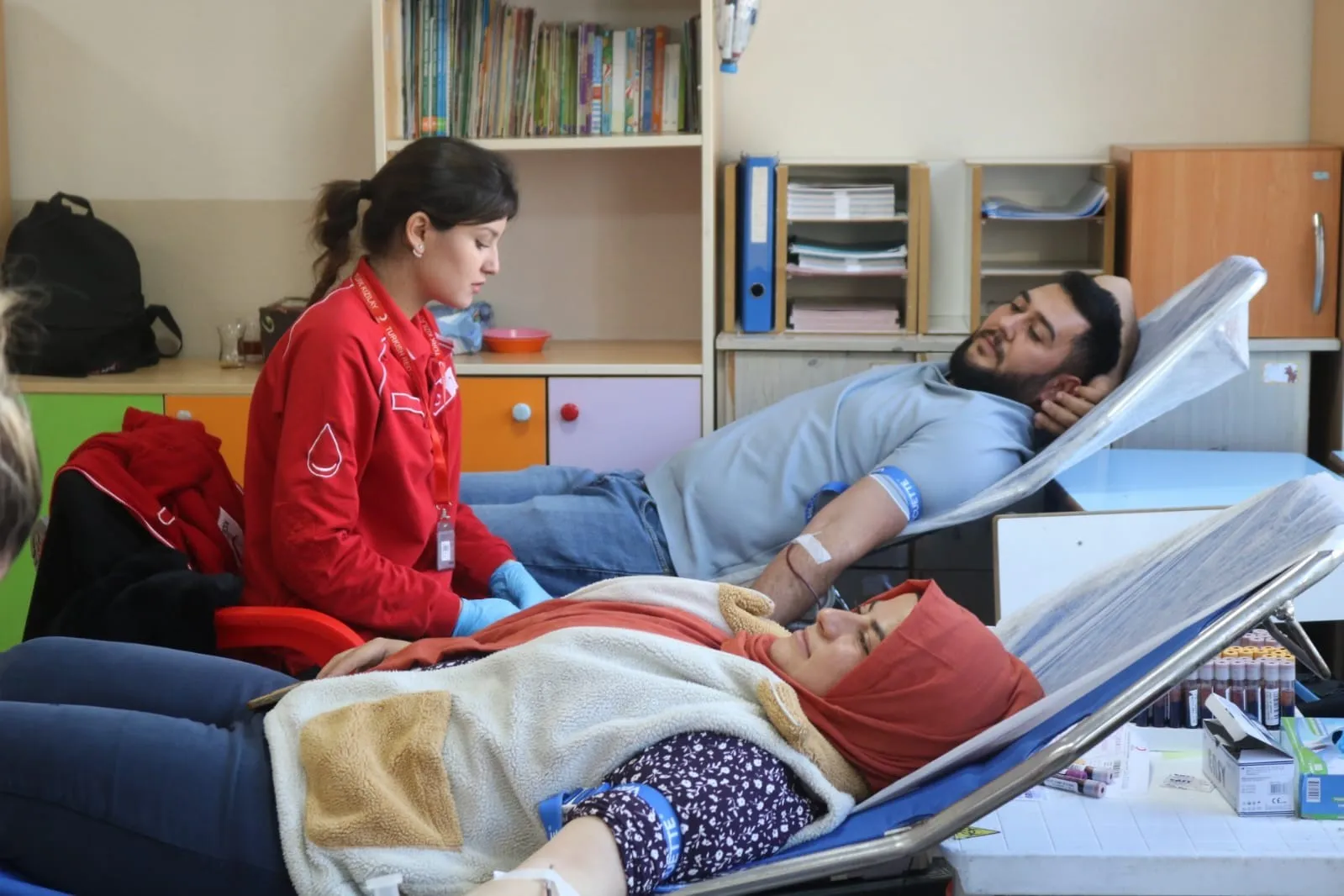 Çivril’de minikler 1 günde 100 ünite kan bağışı topladı - 3