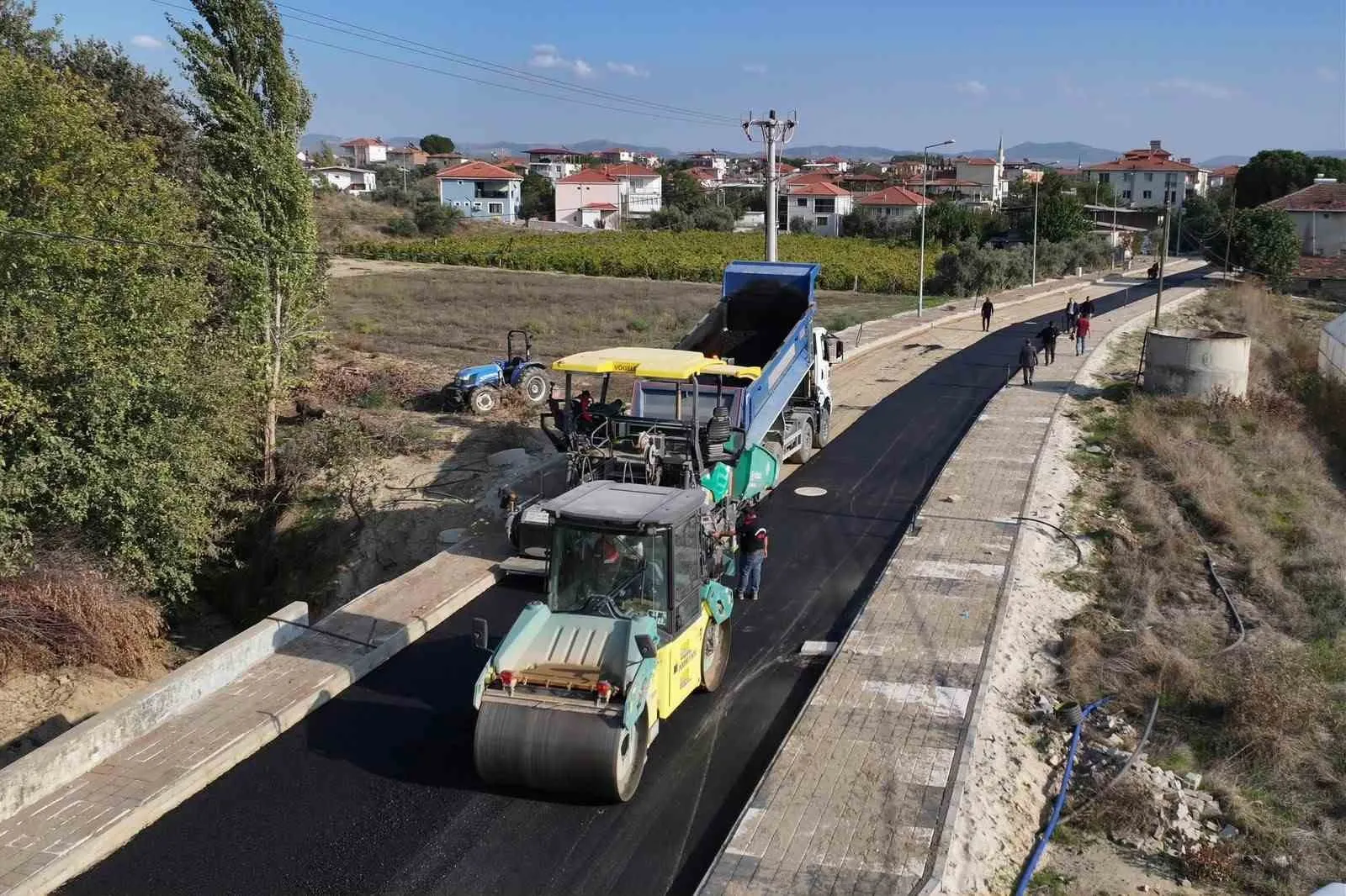 Başkan Dutlulu yürütülen çalışmaları yerinde inceledi - 4