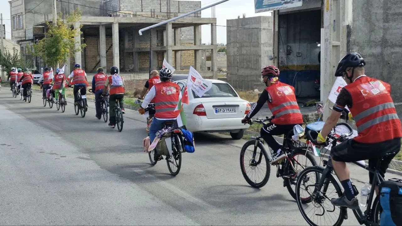 Bergama’dan İran’a çocuklar için pedal çevirdi - 3