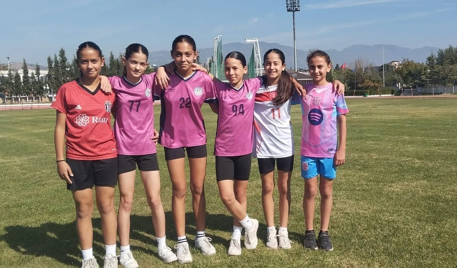 Aydınlı 4 öğrenci atletizmde bölge yarışlarına katılacak - 4