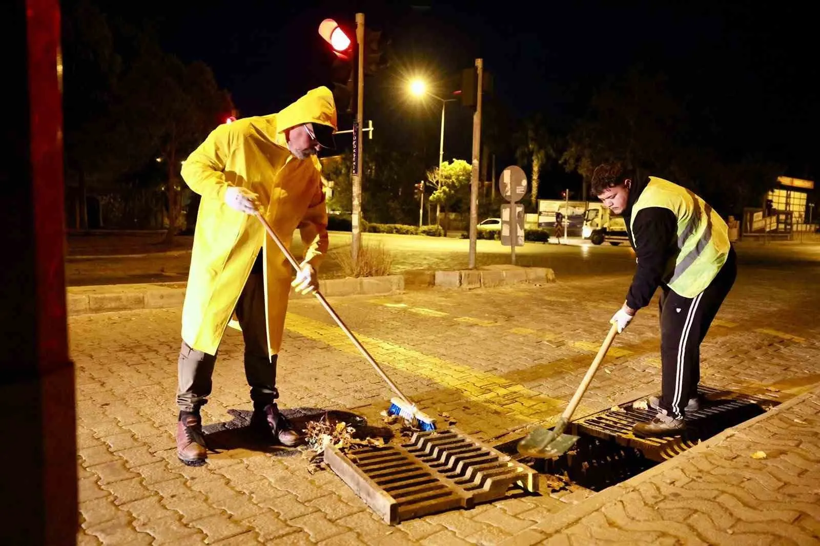Didim Belediyesi’nden yağış öncesi temizlik - 5