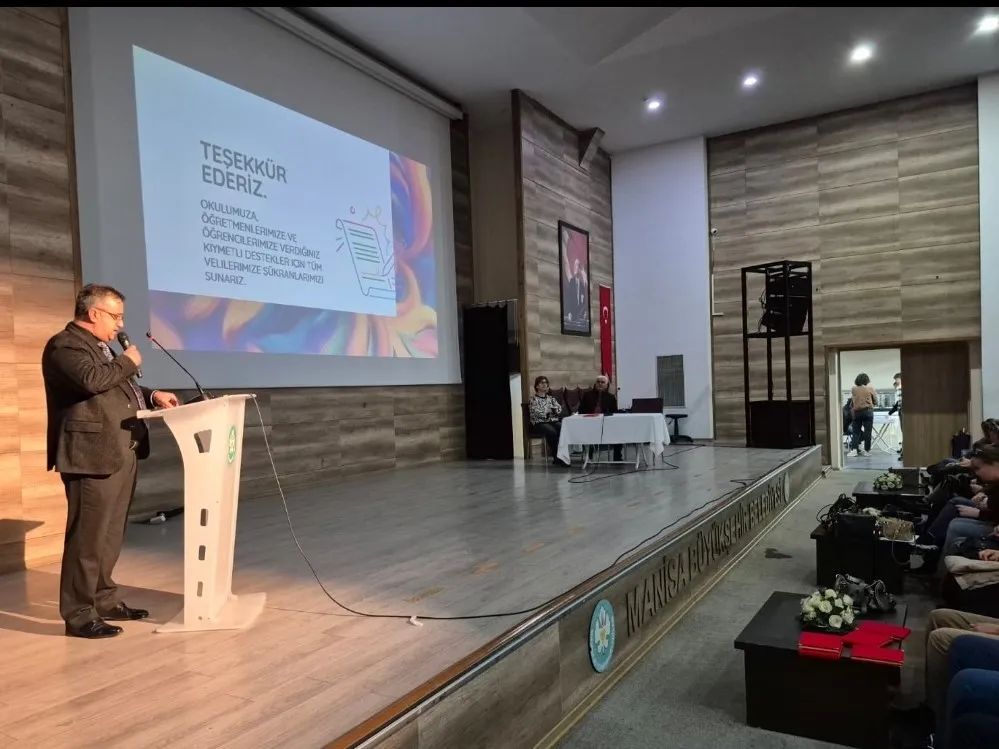 Alaşehir’de velilere dijital bağımlılık uyarısı