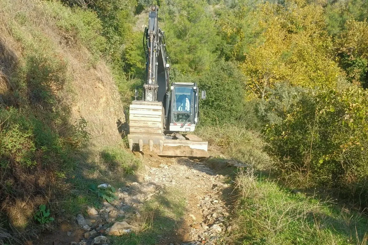 Efeler’de hasar gören tarım arazi yolları açılıyor - 3
