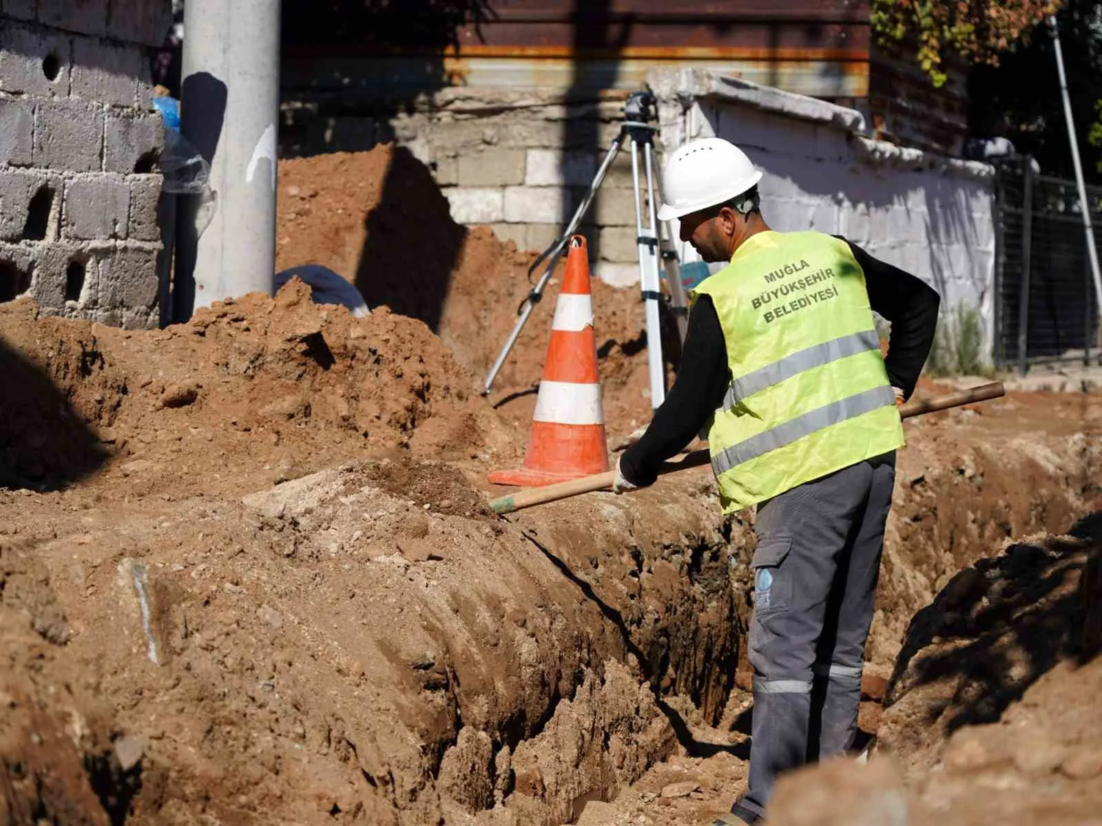 Milas Küçükdibekdere’de 5 bin 500 metrelik altyapı yatırımı - 2