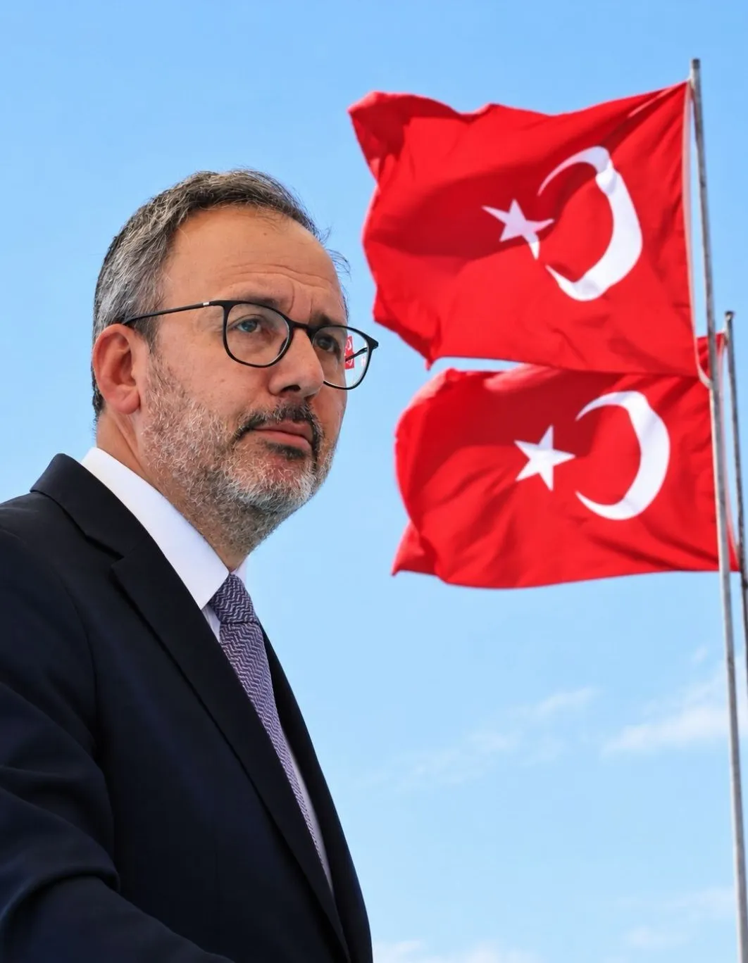 Kasapoğlu: "Cumhuriyet mirasımız, demokrasi nefesimiz, gençlik ise ikinci asırdaki ufkumuzdur"