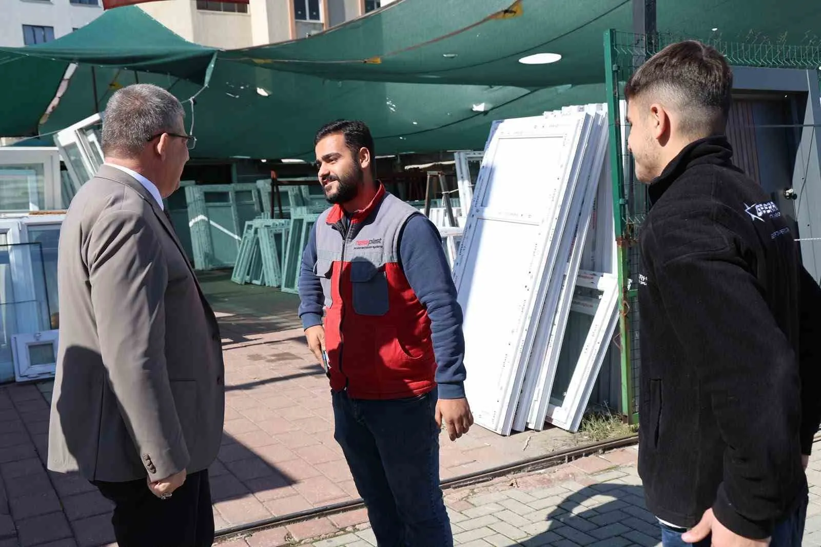 AK Parti Denizli İl Başkanı Subaşıoğlu’ndan Hacı Kaplanlar’da esnaf ziyareti - 7