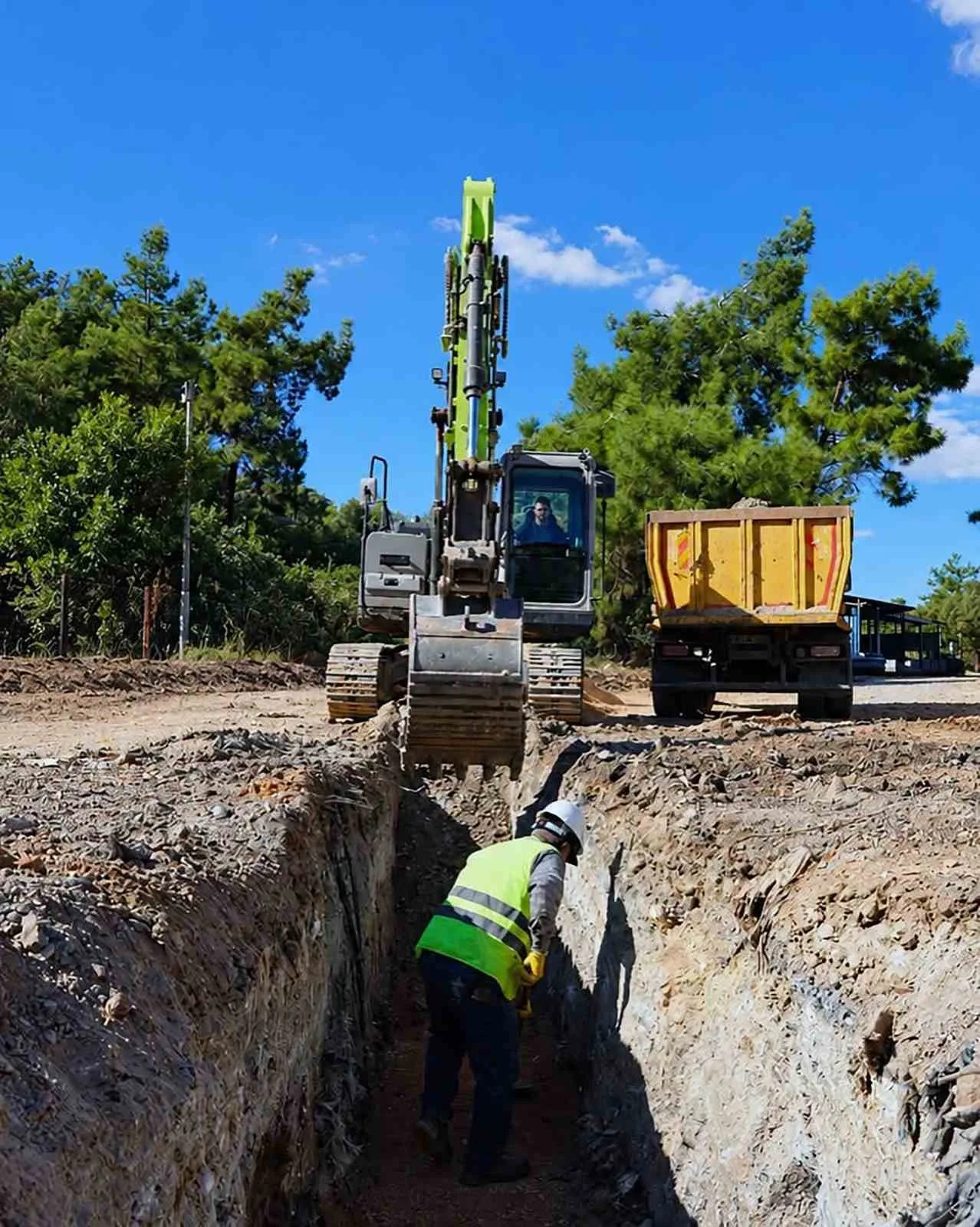 MUSKİ, Güllük’te su kesintilerini önlemek için hatları yeniliyor