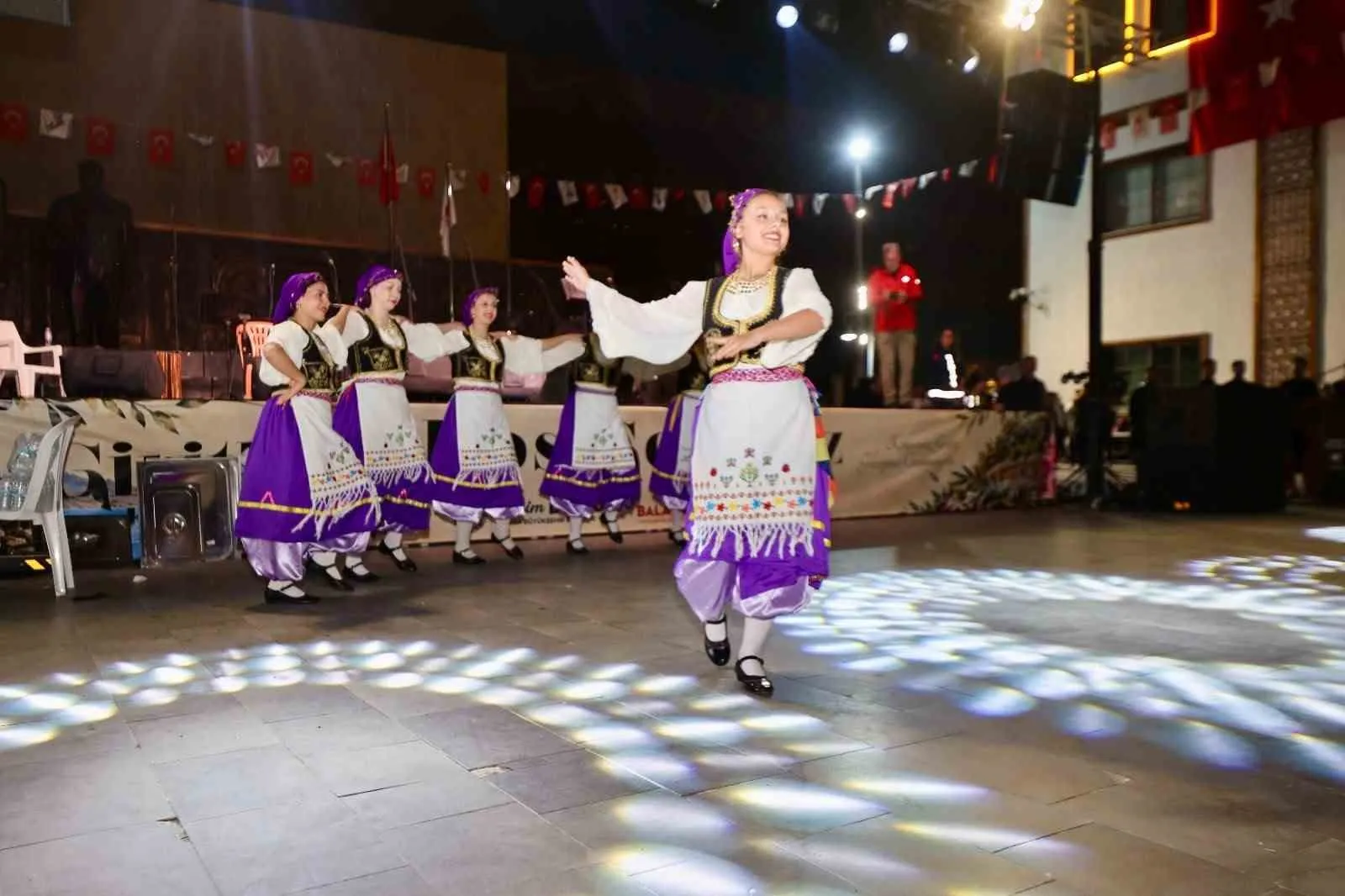 Türkiye’nin ilk Giritliler Kültür Festivali Yunusemre’de düzenlendi - 4