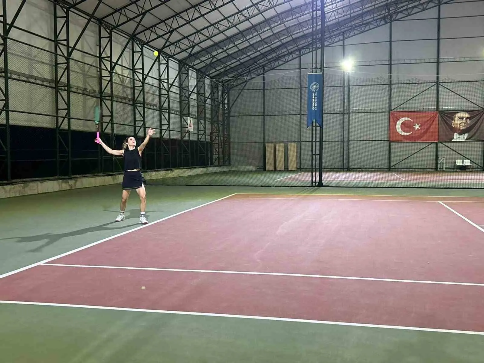 Cumhuriyet Bayramı coşkusu Aydın’da tenis kortlarına taşındı - 4